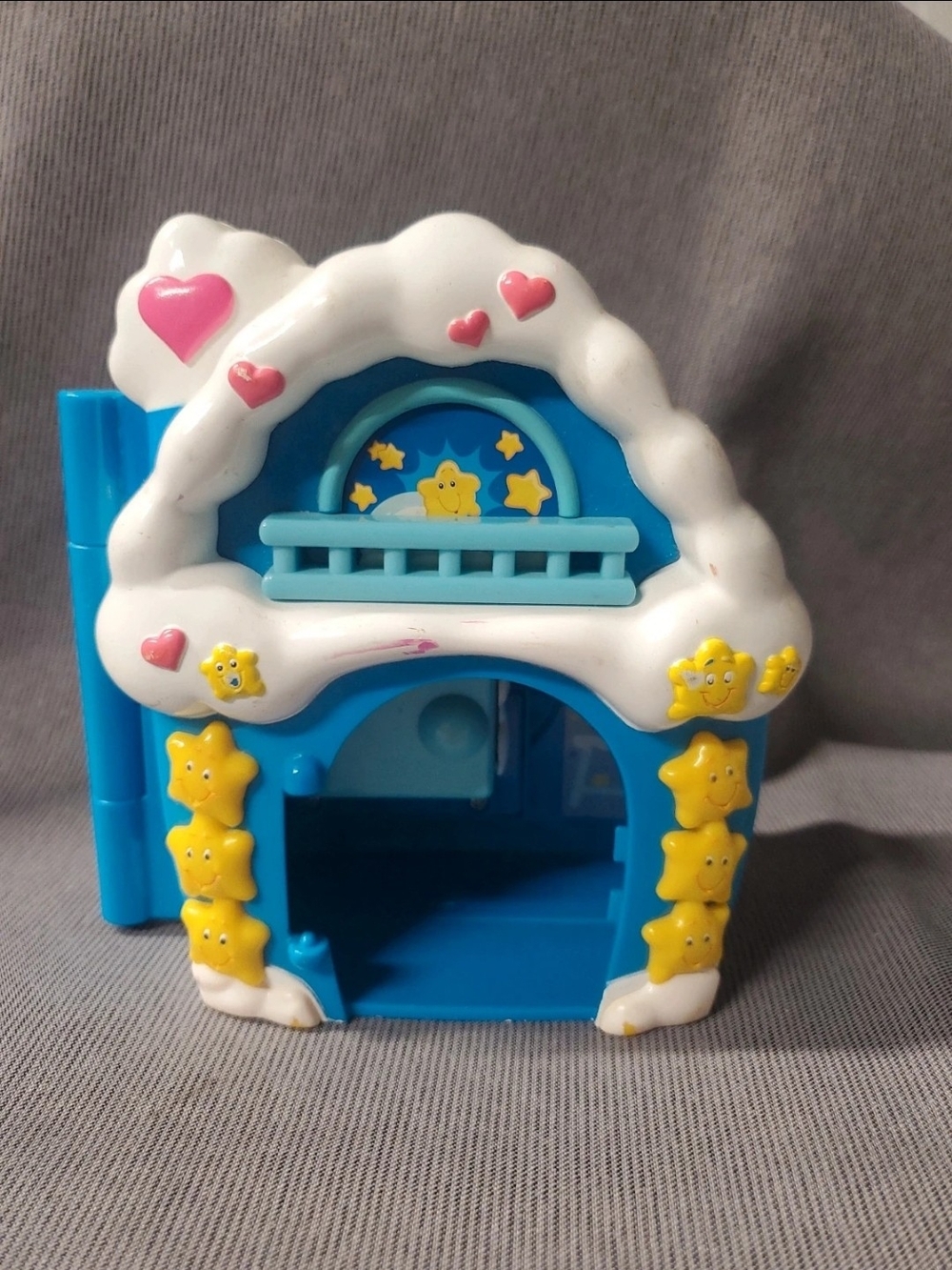 Vintage 2003 Play Along Care Bears Care-a-Lot House Playset